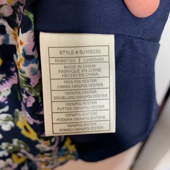 Cupcakes & Cashmere women's blue floral Meadow wrap style tassel romper Small - Picture 13 of 15